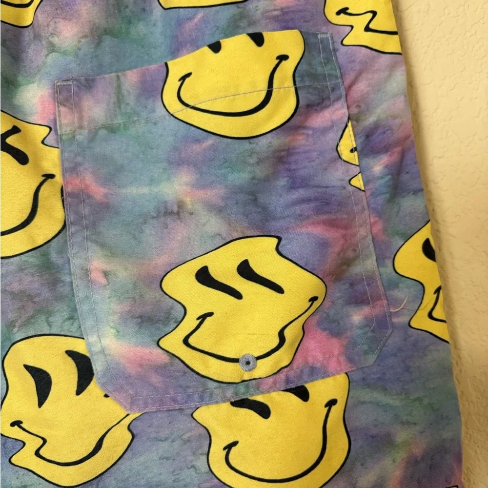 Pacsun Tie-Dye Wiggly Smile Face Swim Shorts in Yellow & Multicolor Size Small